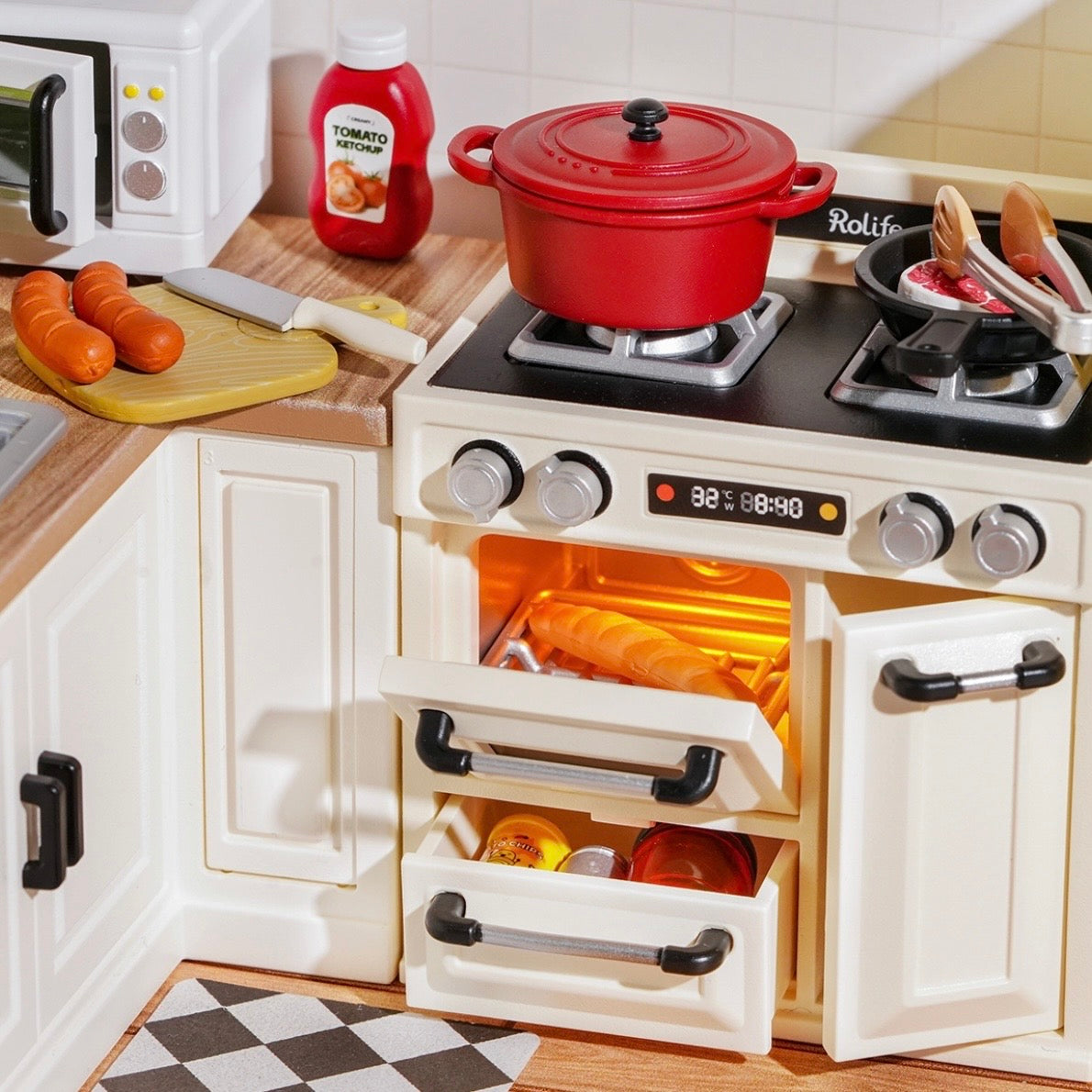 Rolife Happy Meals Kitchen Super Creator Miniature House DW008
