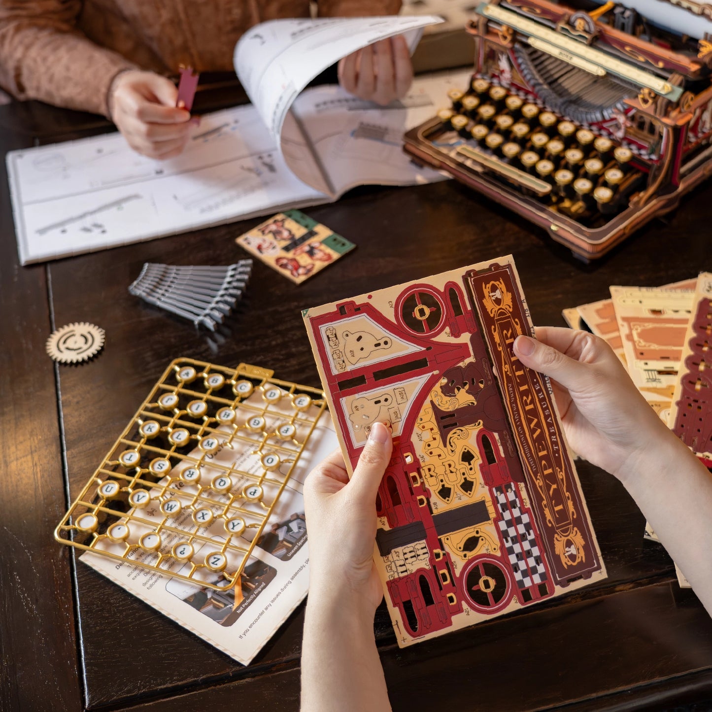 ROKR Mechanical Typewriter - 3D Wooden model kit
