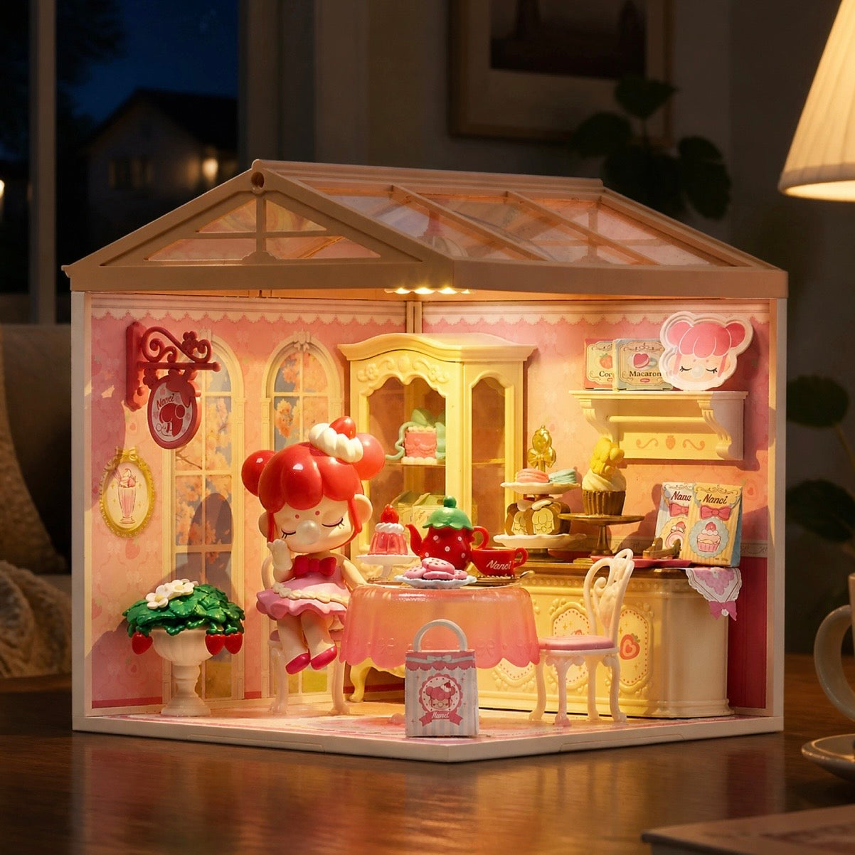 Rolife Nanci Strawberry Teatime Super Creator Miniature House DWL07